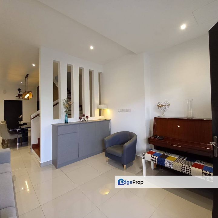 [FURNISHED UNIT] DOUBLE STOREY TERRACE PENTAS 6, ALAM IMPIAN, SHAH ALAM, Selangor, Shah Alam