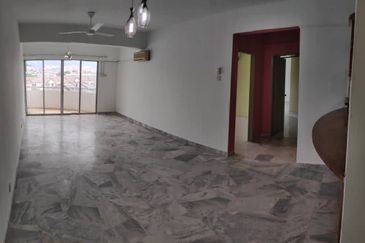 Ayers Tower @ Taman Kosas