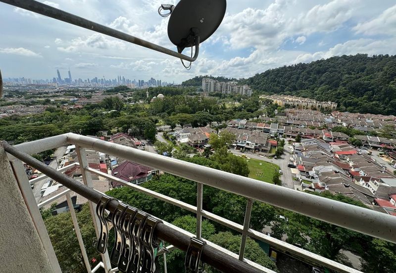 Menara Jade (Jade Tower), Taman Bukit Indah