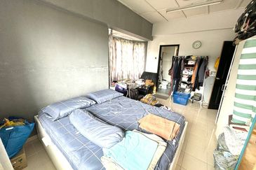 Menara Jade (Jade Tower), Taman Bukit Indah