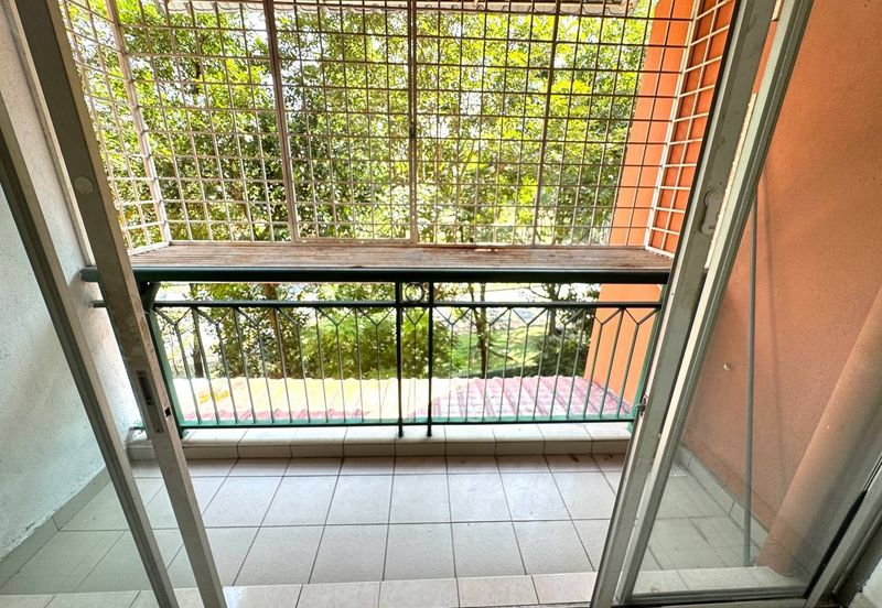 Seri Baiduri Apartments @ Setia Alam