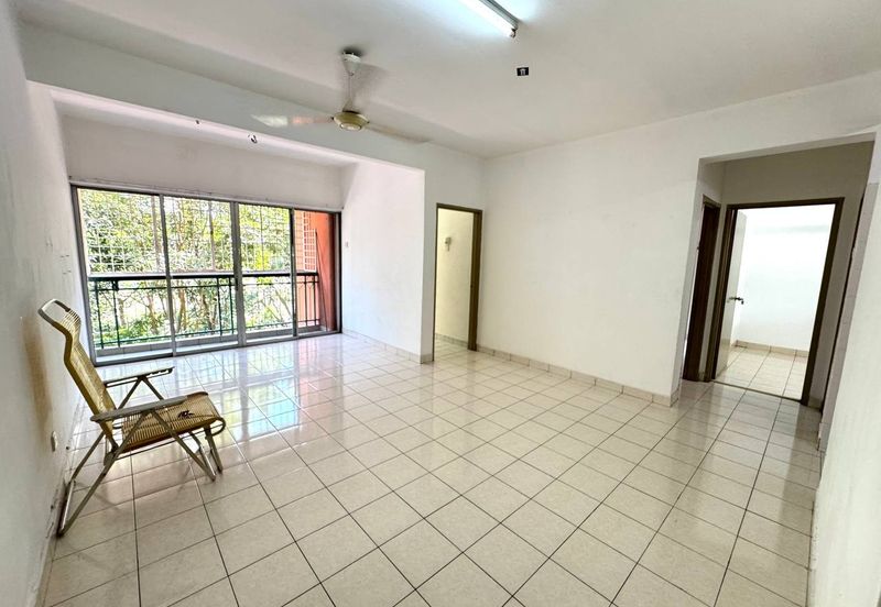 Seri Baiduri Apartments @ Setia Alam