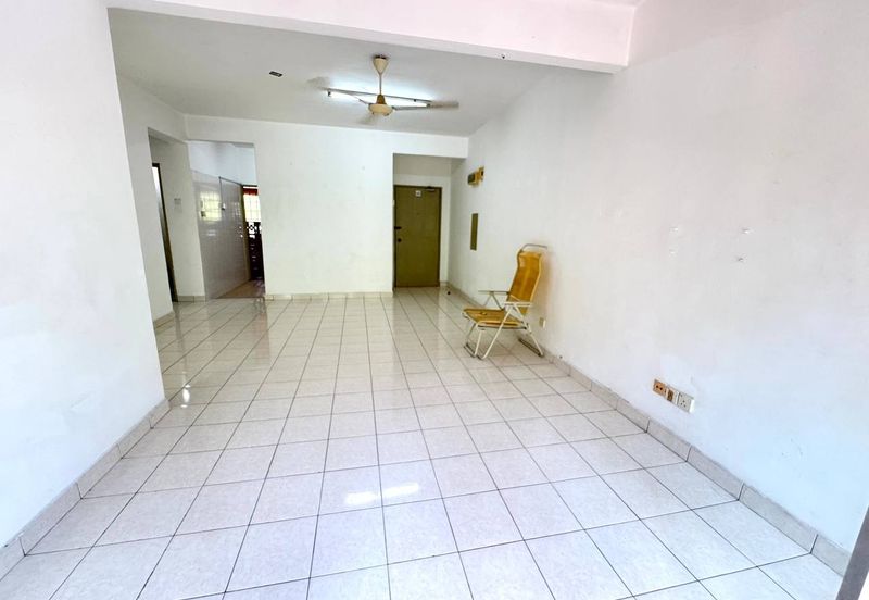 Seri Baiduri Apartments @ Setia Alam