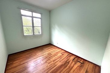 Pangsapuri Kristal (Crystal Tower), Taman Bukit Indah