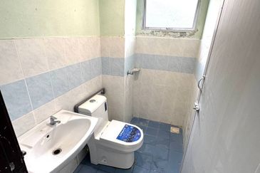 Pangsapuri Kristal (Crystal Tower), Taman Bukit Indah