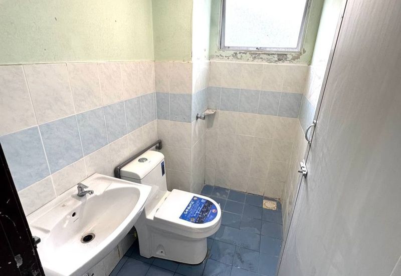 Pangsapuri Kristal (Crystal Tower), Taman Bukit Indah