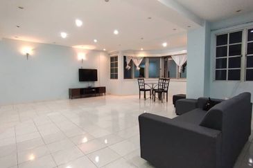 Heritage (Menara Warisan)