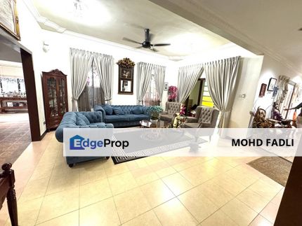 Facing Open 2.5 Storey Semi D Taman Ukay Perdana Ampang, Selangor, Ampang