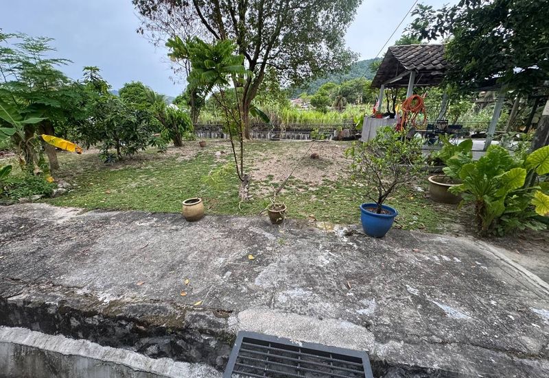 Taman Lembah Keramat AU5