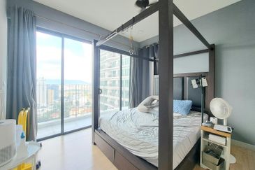 Datum Jelatek Residence