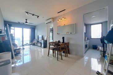 Datum Jelatek Residence