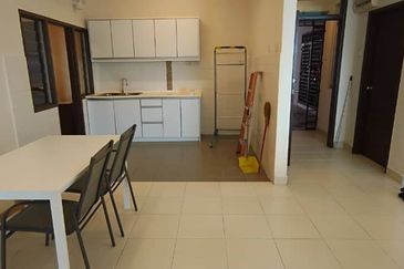 Villa Park Condominium