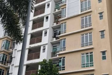 Villa Park Condominium