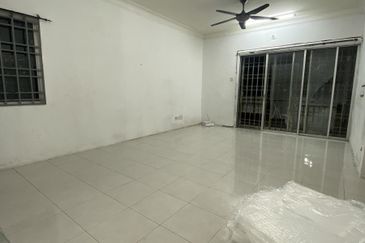 Angsana Apartment @ Taman Raintree