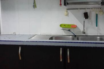 Desa Temenggong Apartment