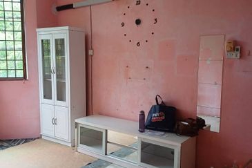 Desa Temenggong Apartment