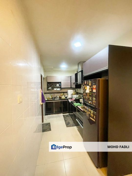 Semarak Condominium Taman Raintree Jalan Ariza off Jalan Raintree Utama Batu Caves Selangor, Selangor, Batu Caves 