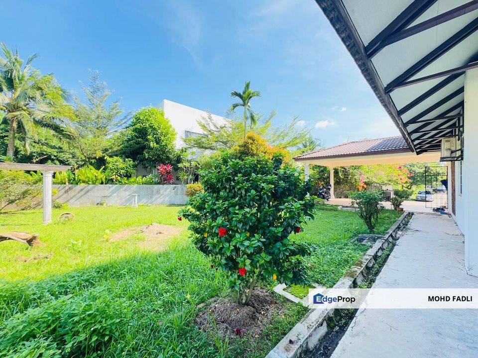 2 Storey Bungalow with Huge Land – Sungai Ramal Dalam, Kajang, Selangor, Kajang