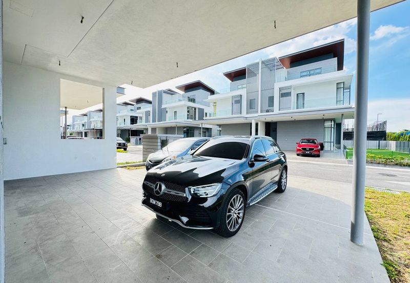 Broadleaf Residences, Hometree