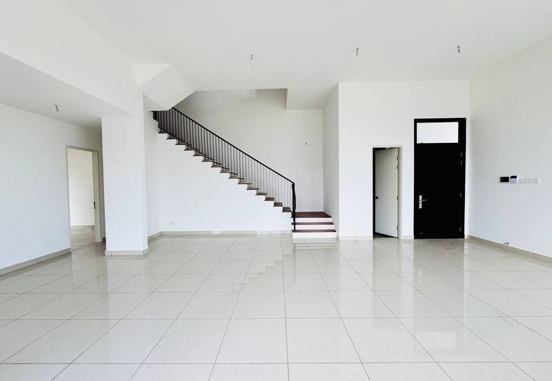 Broadleaf Residences, Hometree