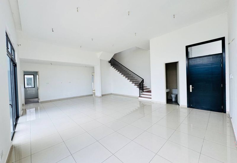 Broadleaf Residences, Hometree