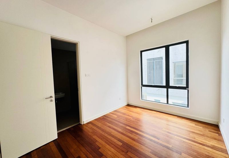 Broadleaf Residences, Hometree