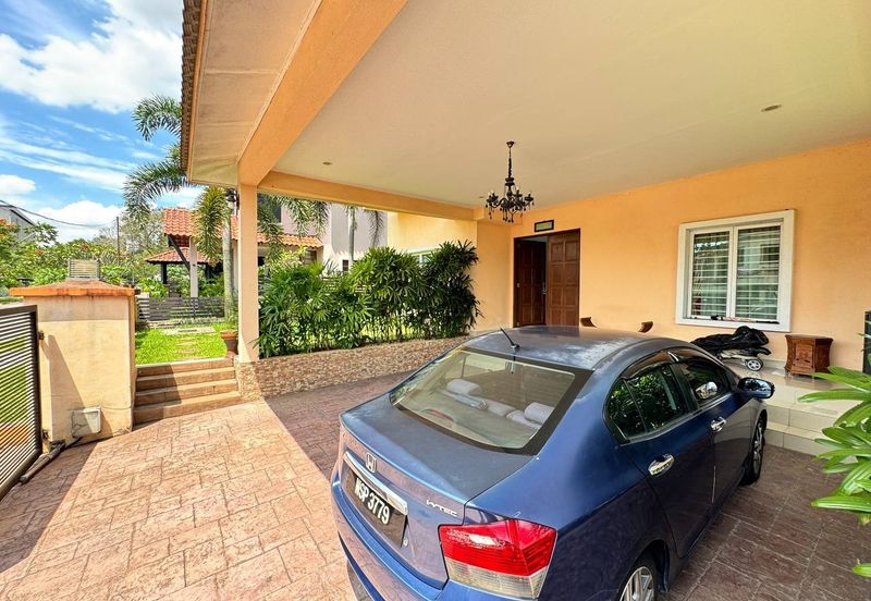 USJ Avenue @ USJ Heights