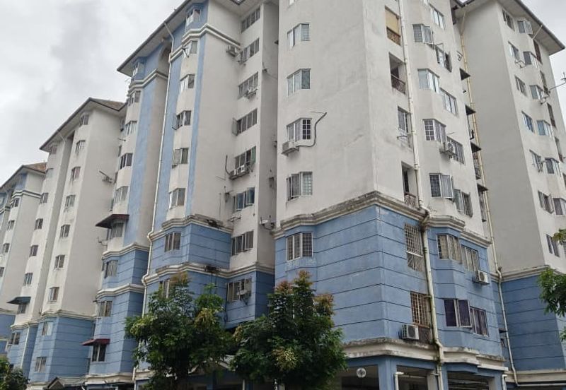 Tasik Heights Apartment