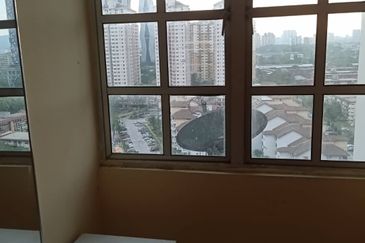 Heritage (Menara Warisan)