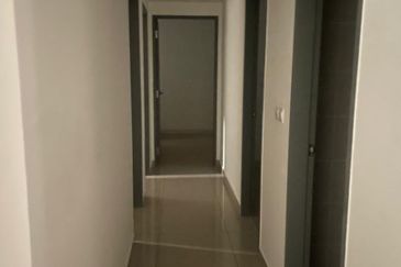 Residensi M Arisa Pelangi