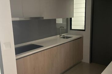 Residensi M Arisa Pelangi