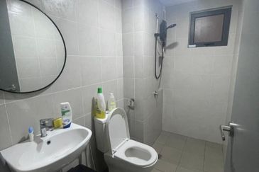 Residensi M Arisa Pelangi