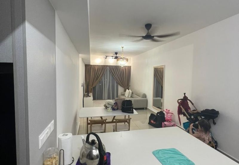 Residensi M Arisa Pelangi