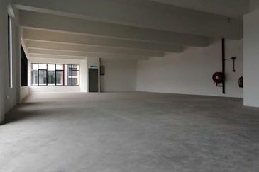 Showroom, Warehouse, Factory @ Jalan Enggang, Taman Keramat AU For Rent