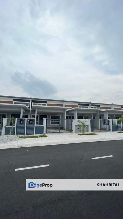 TERES SETINGKAT SHAH ALAM - KG LOMBONG, Selangor, Shah Alam
