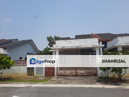 SEMI D SINGLE STOREY INTERMEDIATE  TAMAN SERI PAGI JALAN LOMBONG EMAS SEKSYEN 29 SHAH ALAM, Selangor, Shah Alam