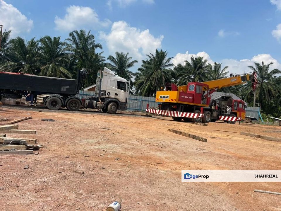 Single Storey Kampung Lombong Timah 3 Seksyen 29, Shah Alam, Selangor, Shah Alam