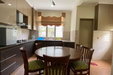 BANDAR ENSTEK (JENTAYU)