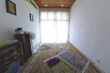 2 Storey Bungalow (Corner) Bukit Jelutong Shah Alam