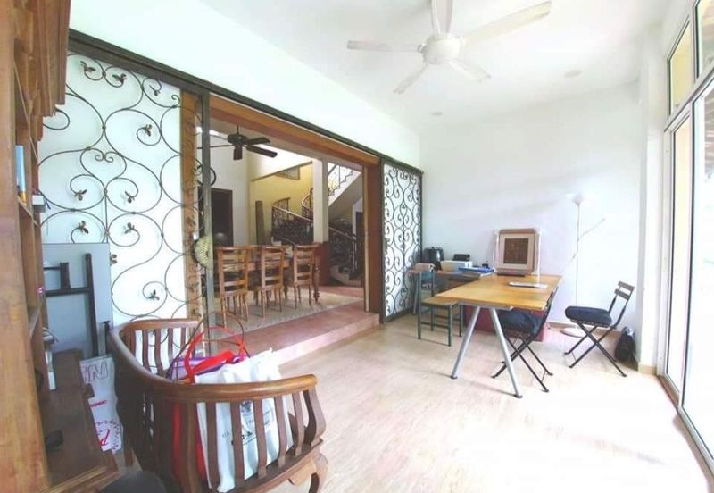 2 Storey Bungalow (Corner) Bukit Jelutong Shah Alam