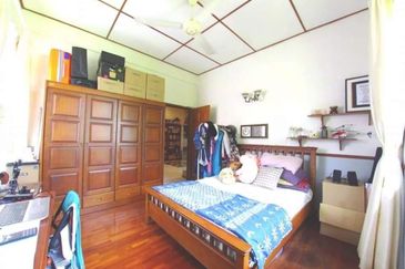 2 Storey Bungalow (Corner) Bukit Jelutong Shah Alam