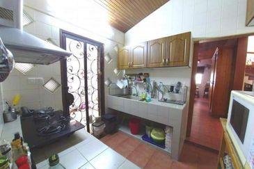 2 Storey Bungalow (Corner) Bukit Jelutong Shah Alam