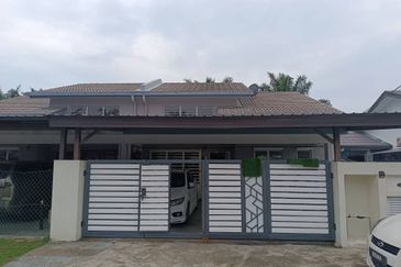 Pulau Indah ( Pulau Lumut )