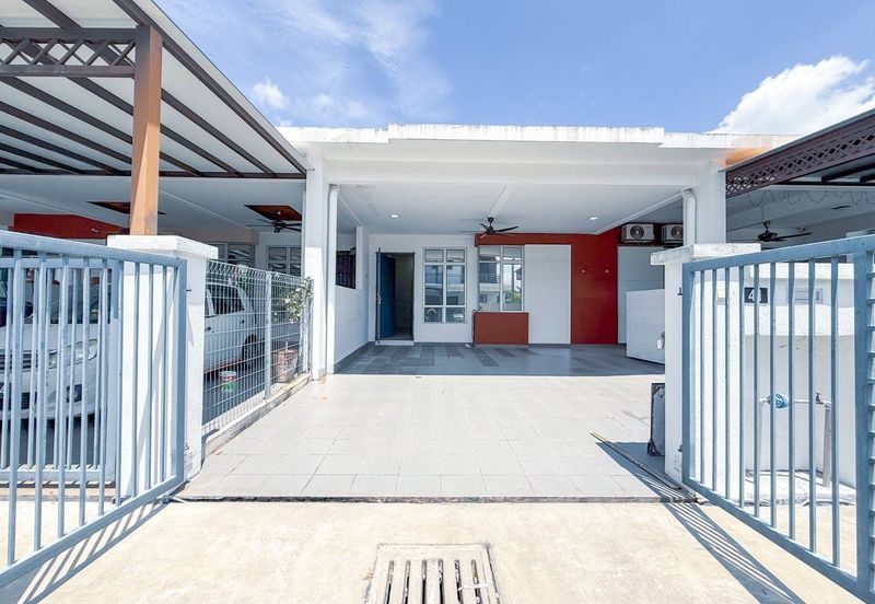 Jalan Teluk Panglima Garang 28/1