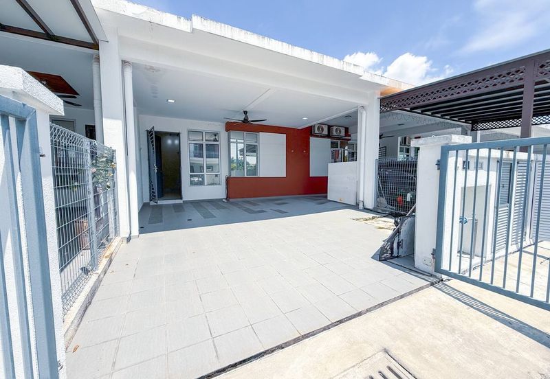 Jalan Teluk Panglima Garang 28/1