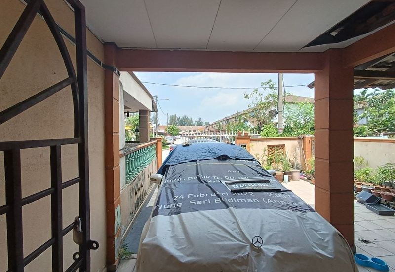 Taman Teluk Gedung Indah