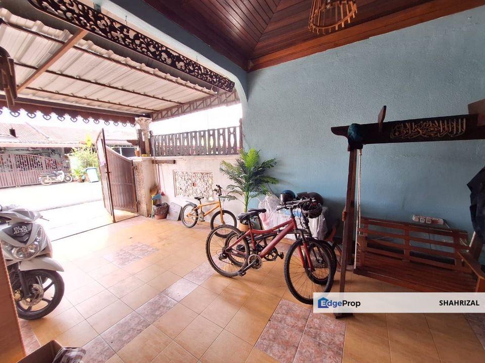 Rumah Cantik Sangat Untuk Dijual Di Taman Perwira, Sijangkang, T.P. Garang. , Selangor, Telok Panglima Garang