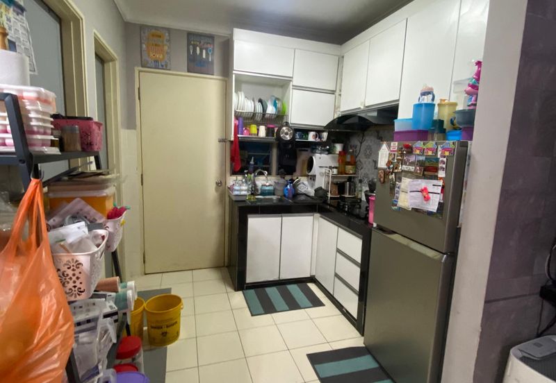 Akasia Apartment ( Setia Alam )