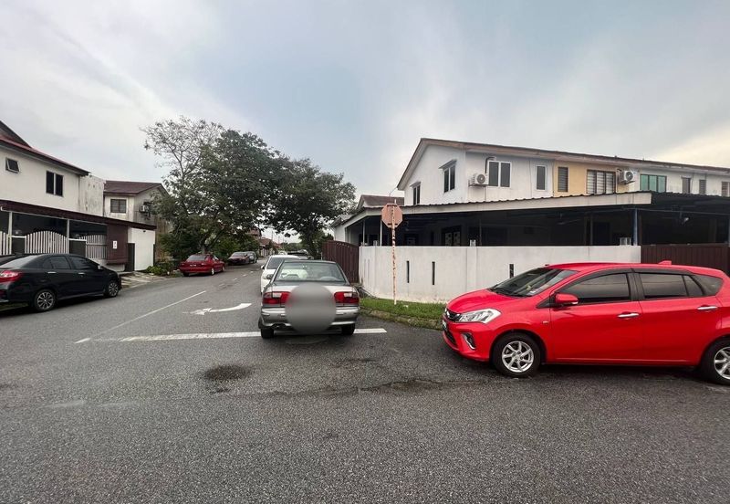 Taman Teluk Gedung Indah