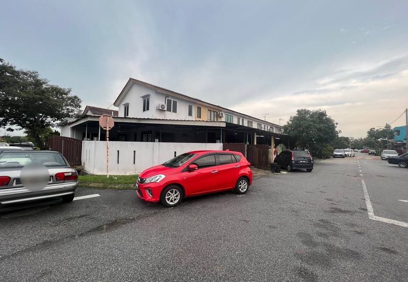 Taman Teluk Gedung Indah